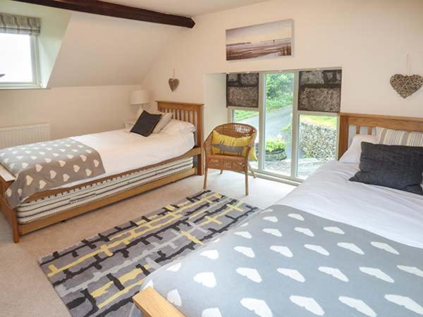 Honeypot Cottage, Kendal Bagian luar foto
